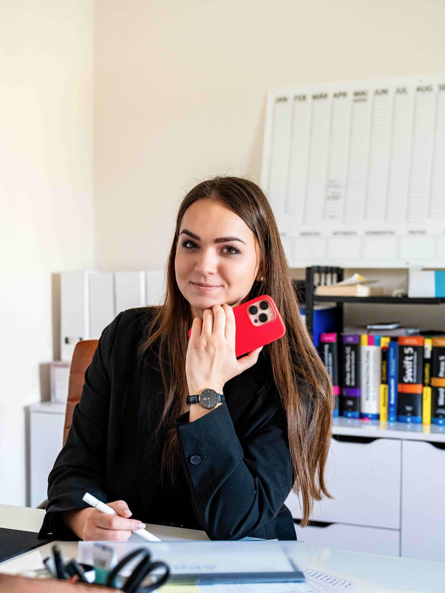 Julia Woit, MediaOne